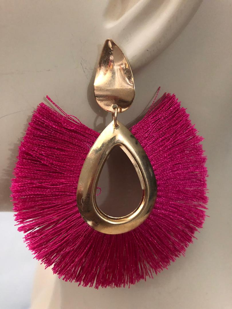 Circle Medium Fringe Earring