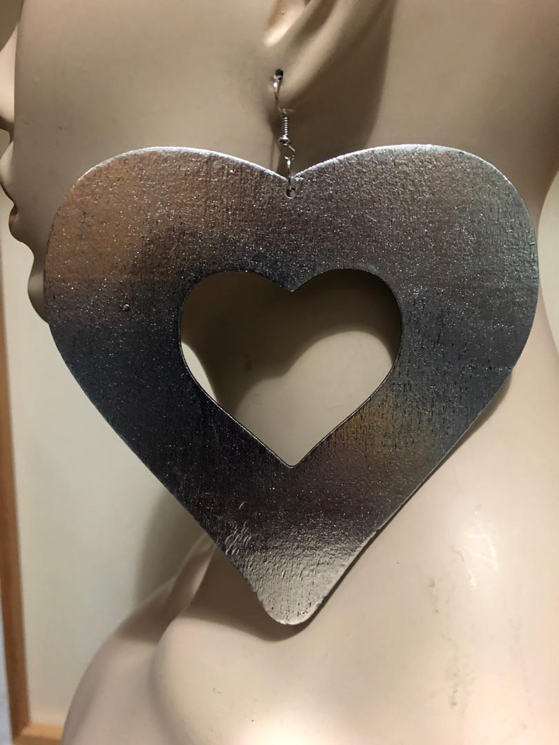 Stand Out Heart Earring