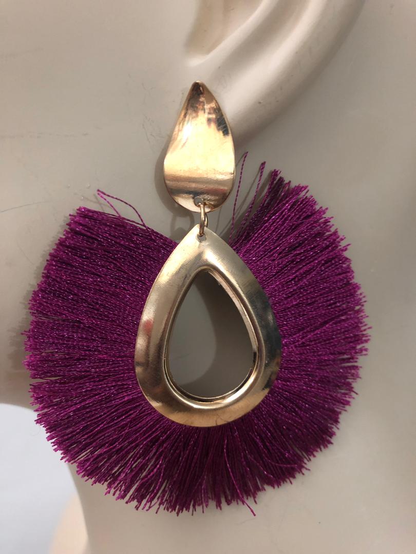 Circle Medium Fringe Earring