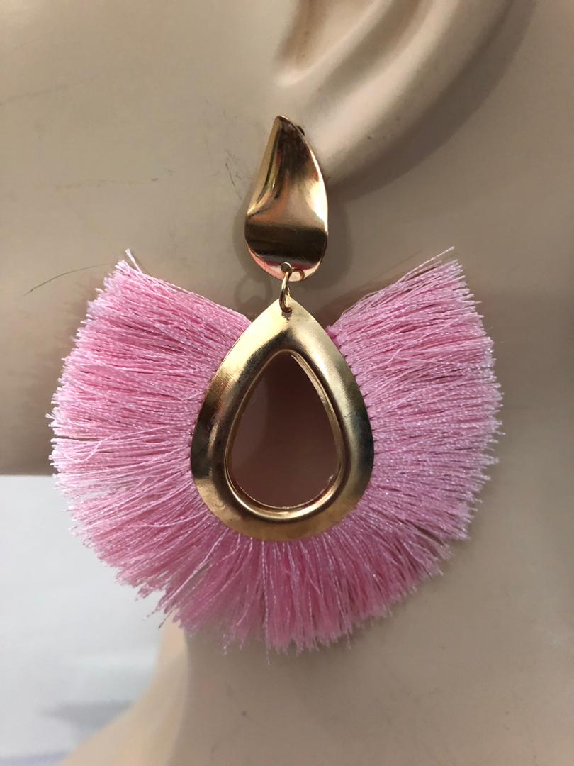 Circle Medium Fringe Earring