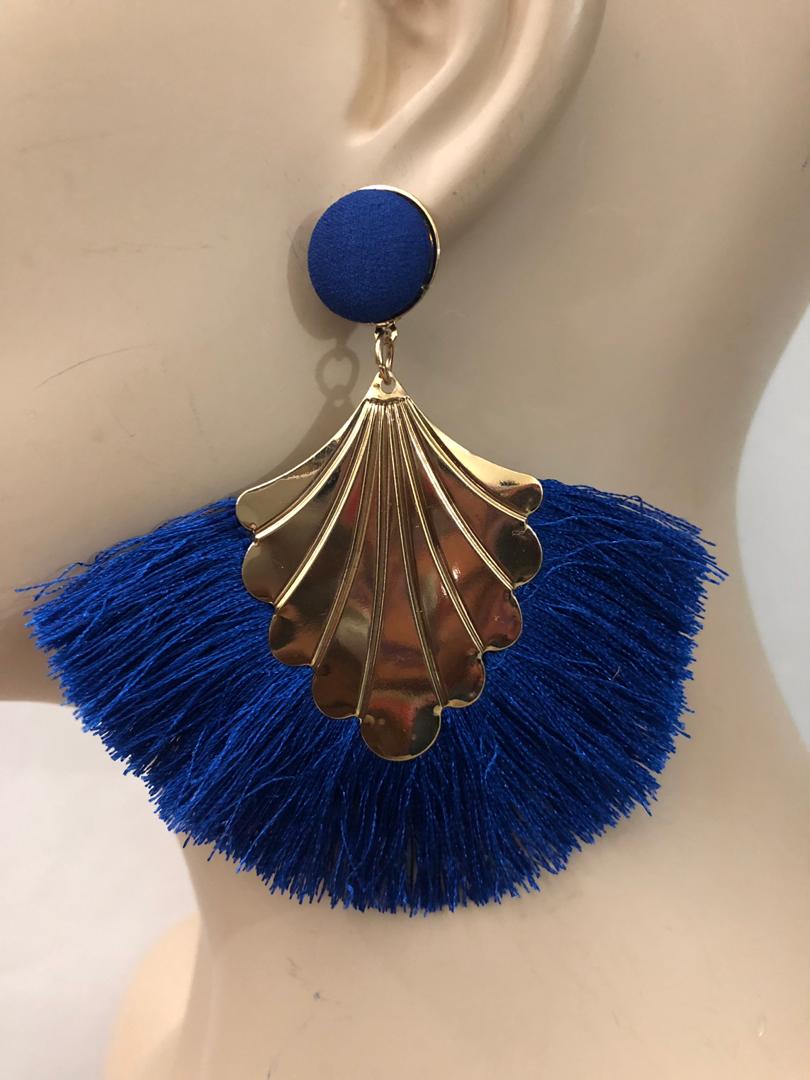 Heart Fan Fringe Earrings