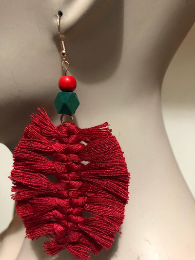 Anis Center Matted Fringe Earrings