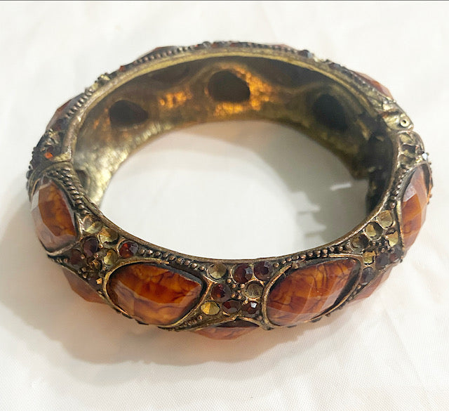 Stoned Wood Bangle