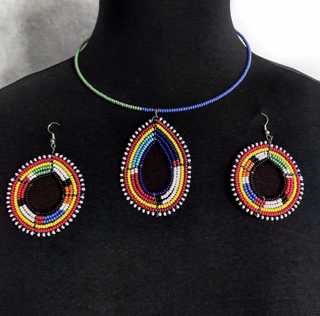 Heart Pendant Bead Choker Necklace