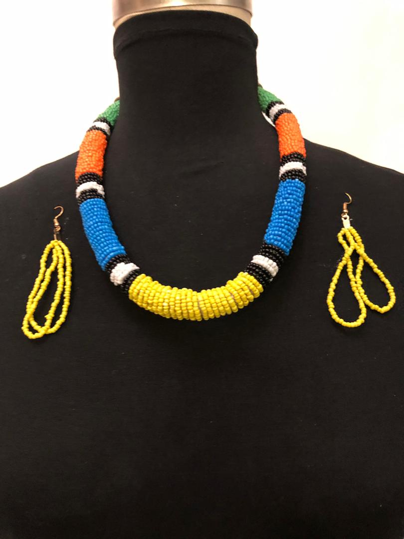 Single Collar Bead Necklace