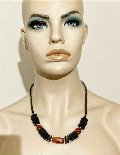 Jigida And Agate Bead Dainty Necklace