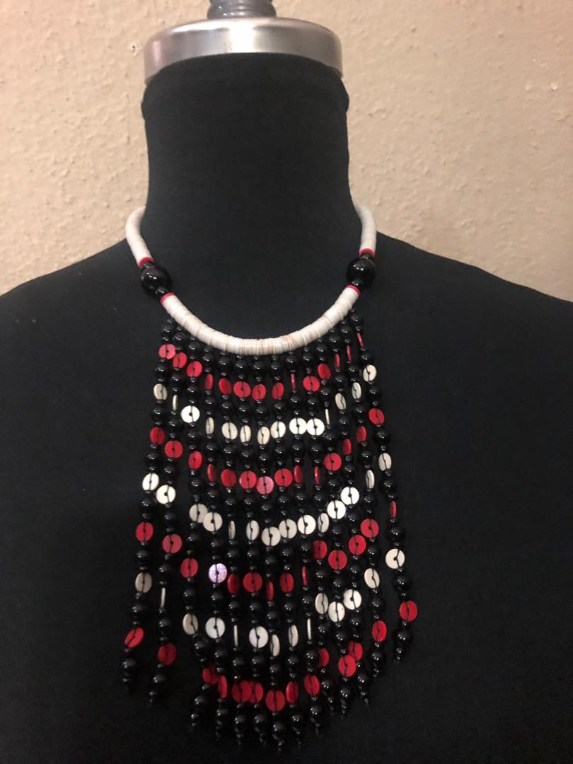 Koffee Bead Drip Necklace