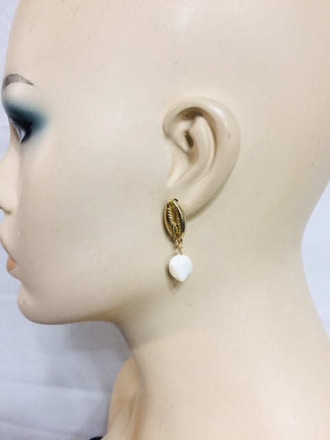 Small Pearl Earrings