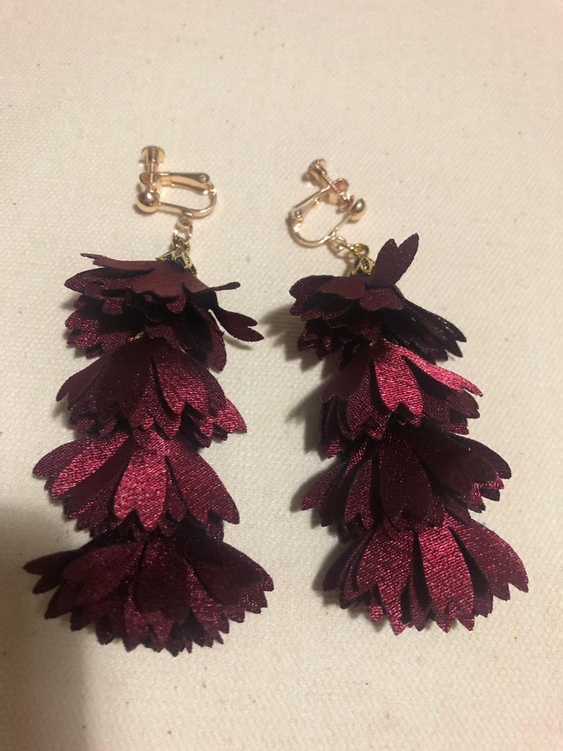 Petals Clip Earrings