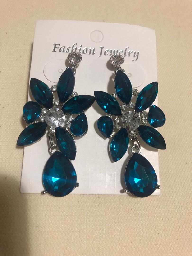 Clip Star Leaf Earrings