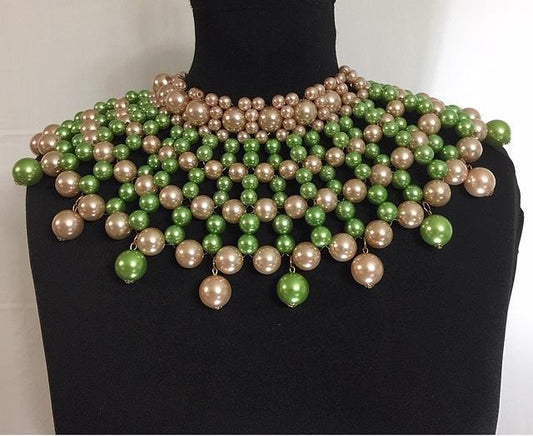 Fashion Pearls Green Necklace