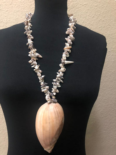 Shell Native Big Pendant Necklace